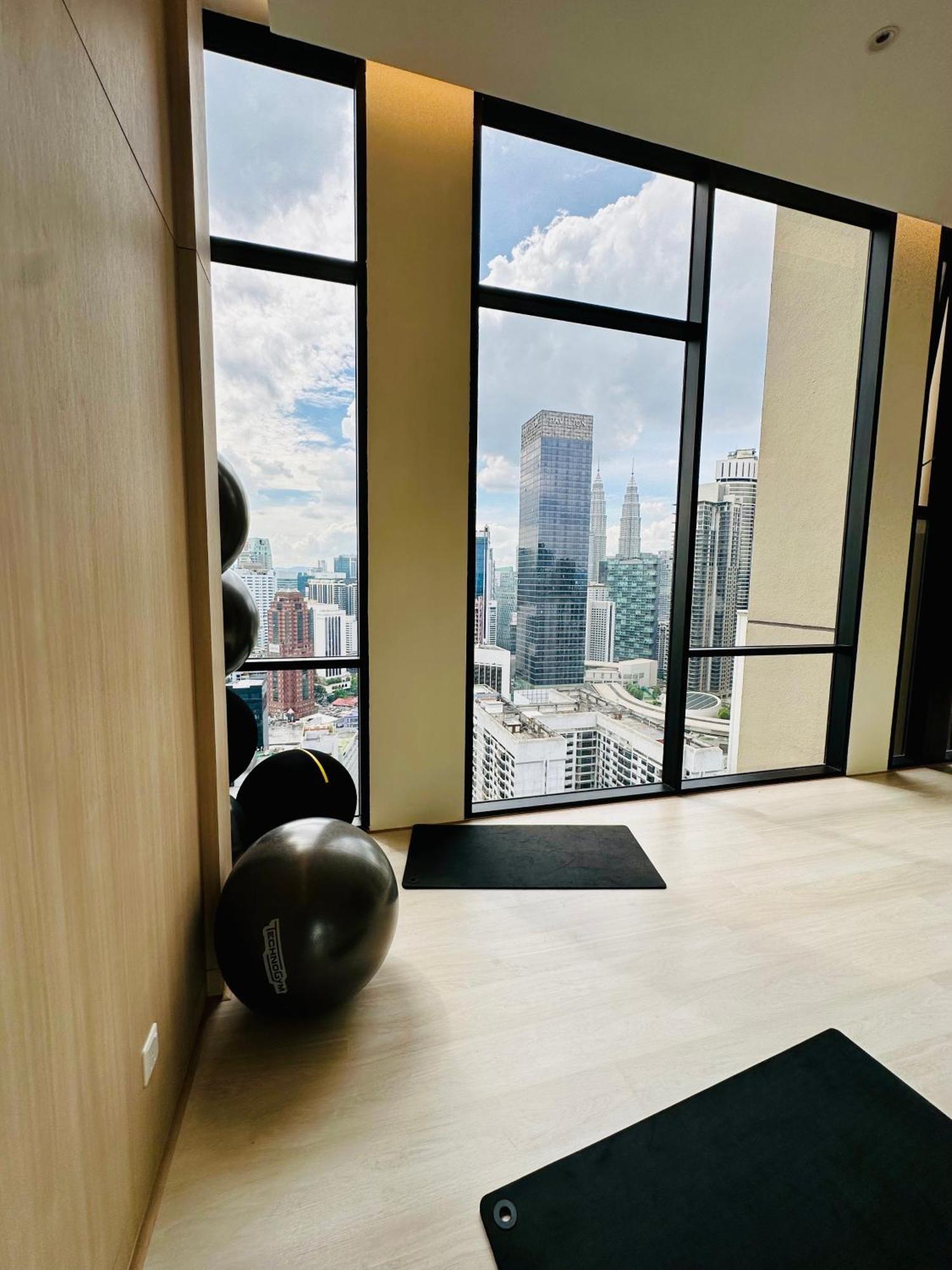 Klcc Suites At Axon Residence Kuala Lumpur Exterior photo