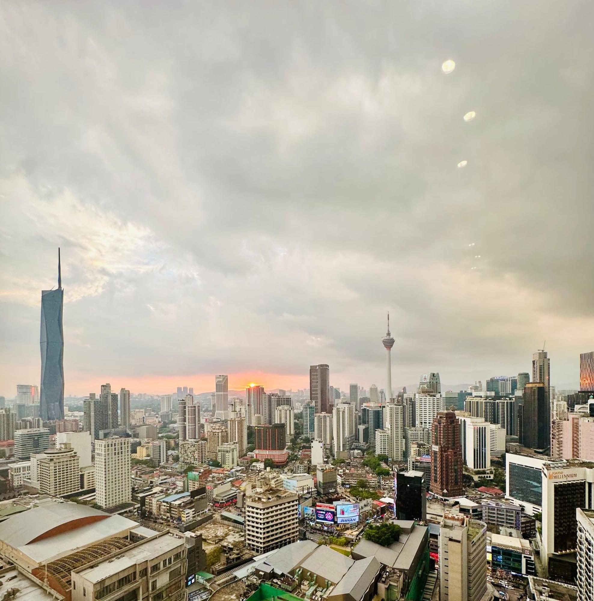 Klcc Suites At Axon Residence Kuala Lumpur Exterior photo